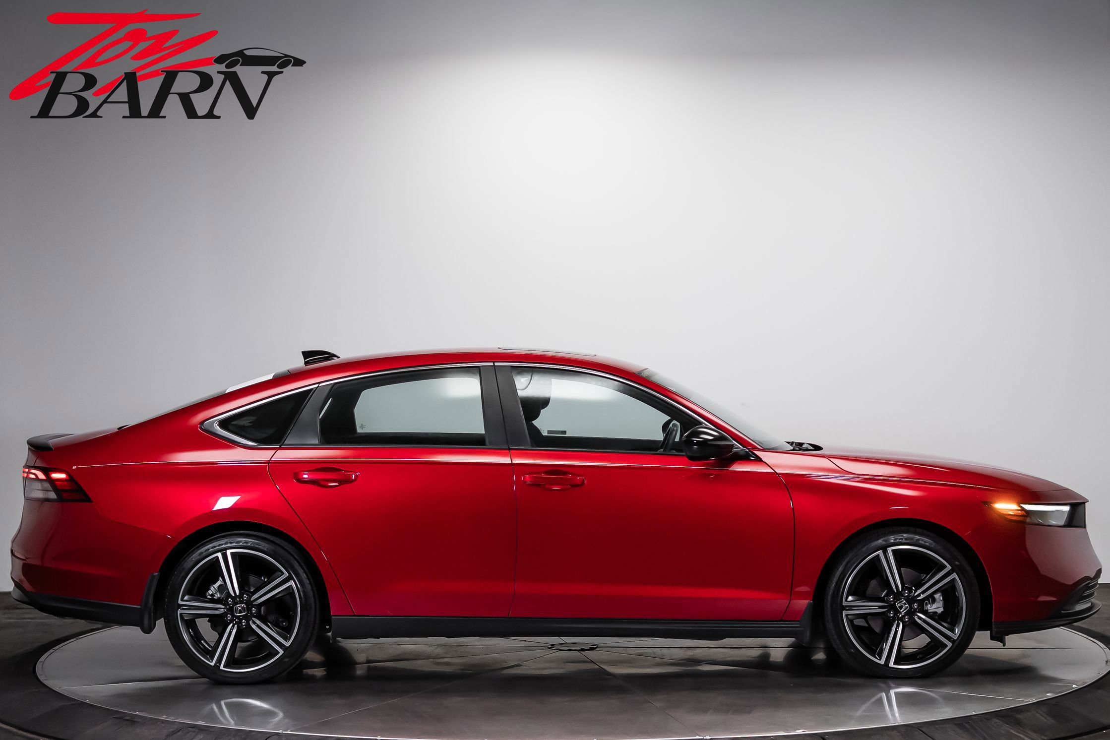 Used 2024 Honda Accord Sport image 6
