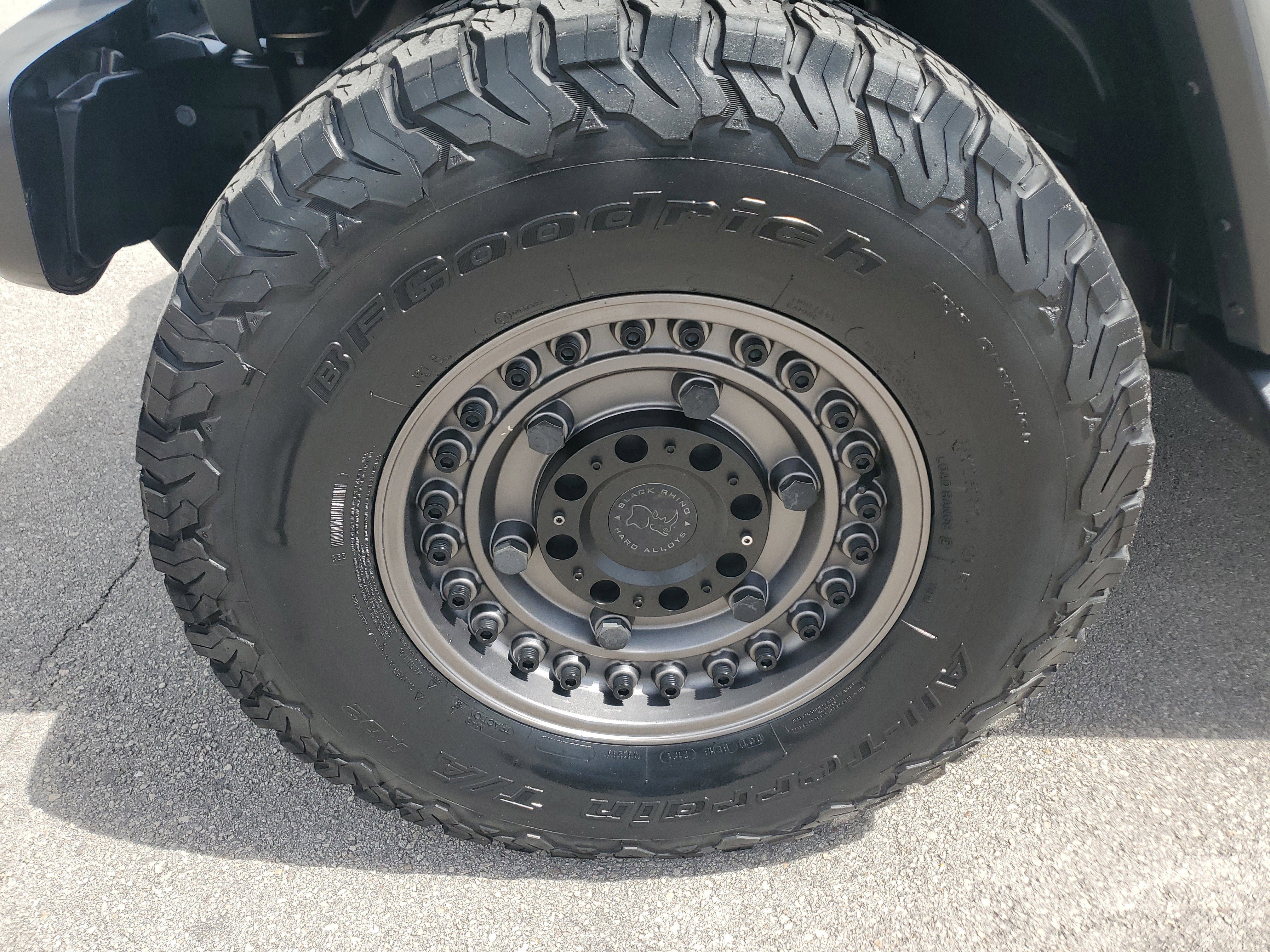 Used 2021 Jeep Gladiator Overland w/ Popular Equipment Package image 9