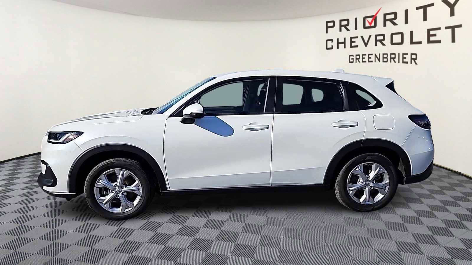 Used 2025 Honda HR-V LX image 5