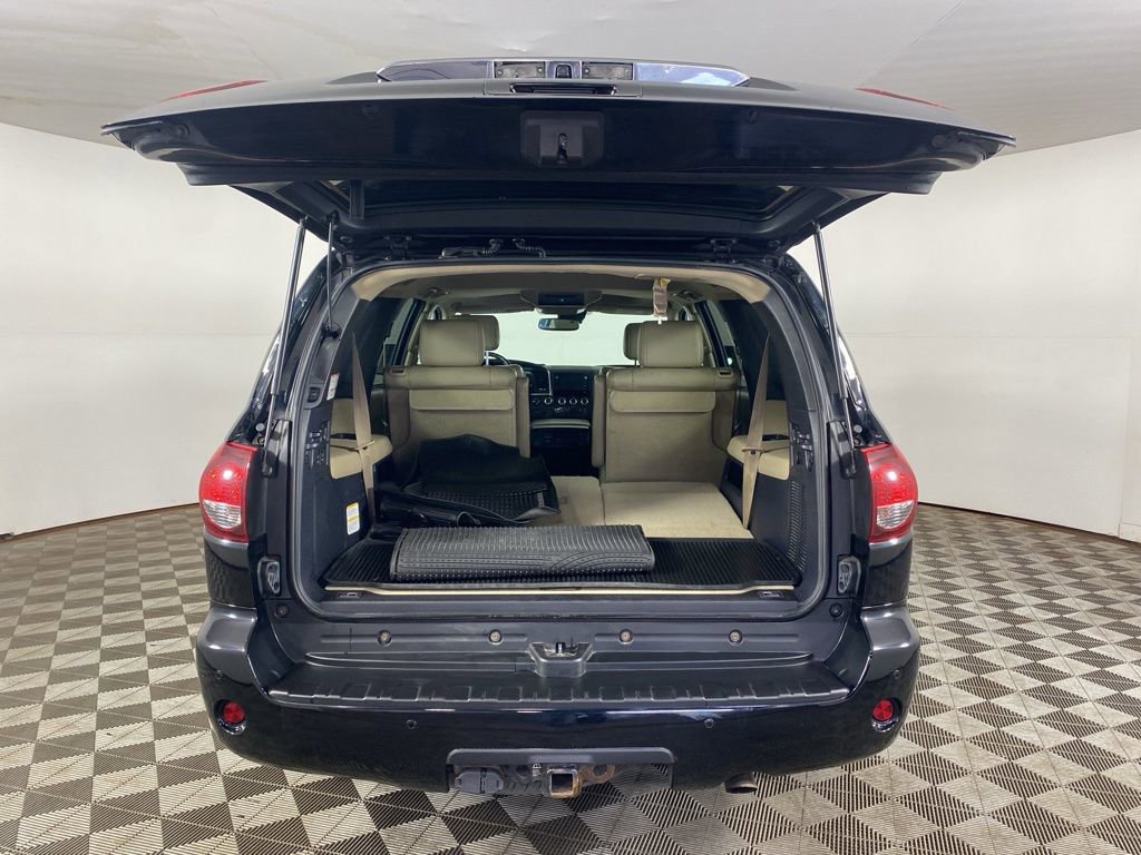 Used 2018 Toyota Sequoia Limited w/ Safety & Convenience Package AWD/4WD image 34