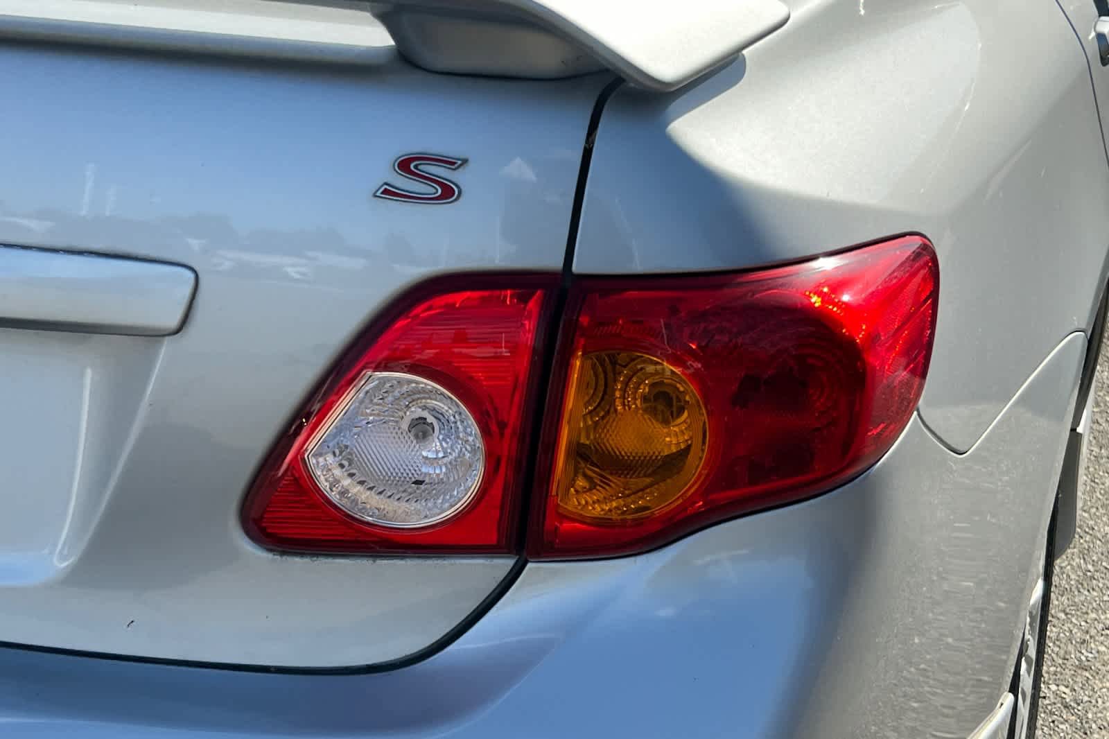Used 2010 Toyota Corolla S FWD image 18