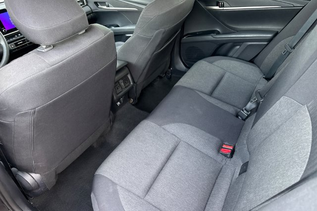 Used 2025 Toyota Camry LE FWD image 15