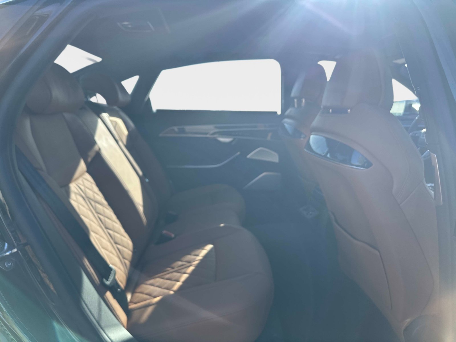 Used 2023 Audi S8 w/ S8 Comfort Plus Package image 8