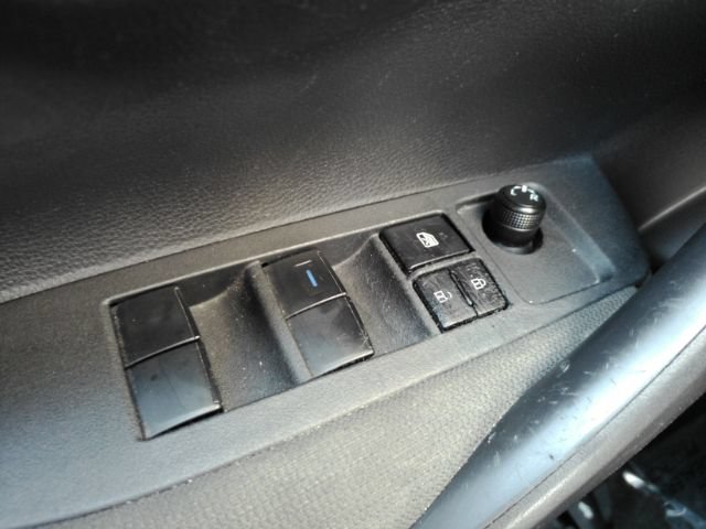 Used 2022 Toyota Corolla LE FWD image 30