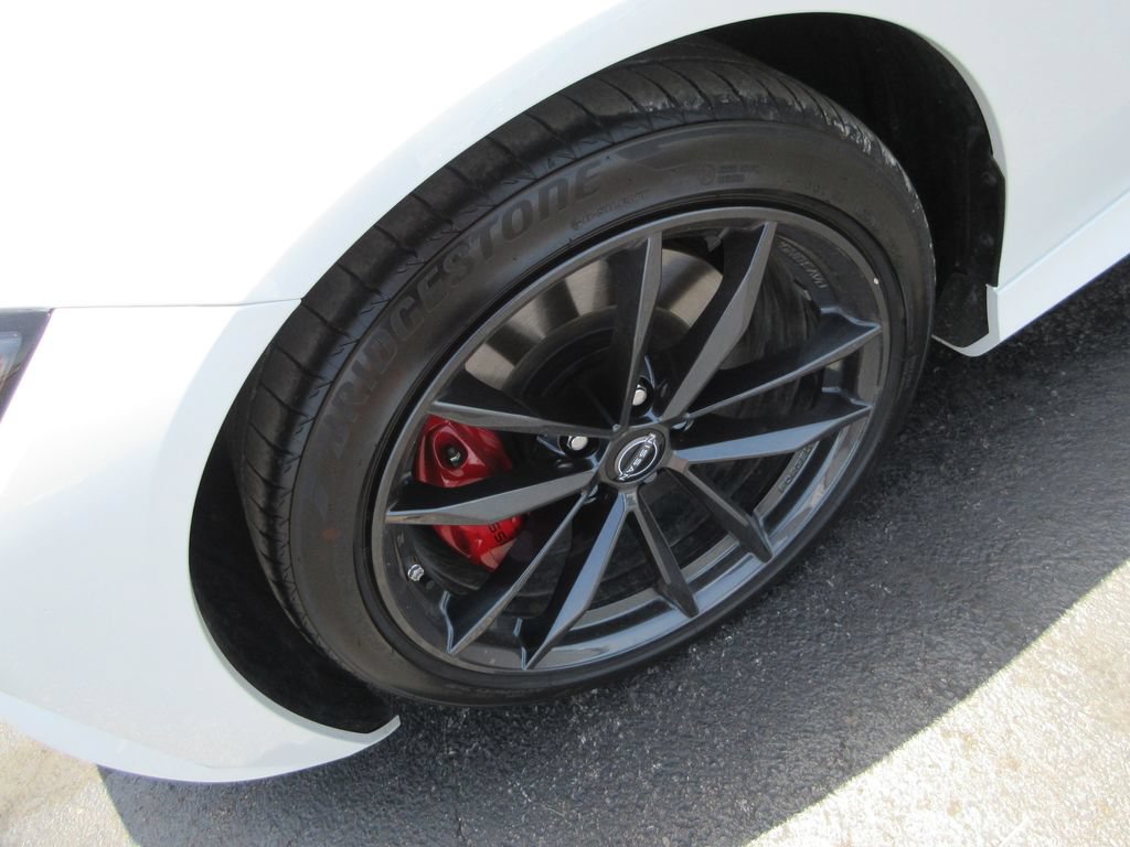Used 2024 Nissan Z Performance w/ Floor Mat Package RWD image 13