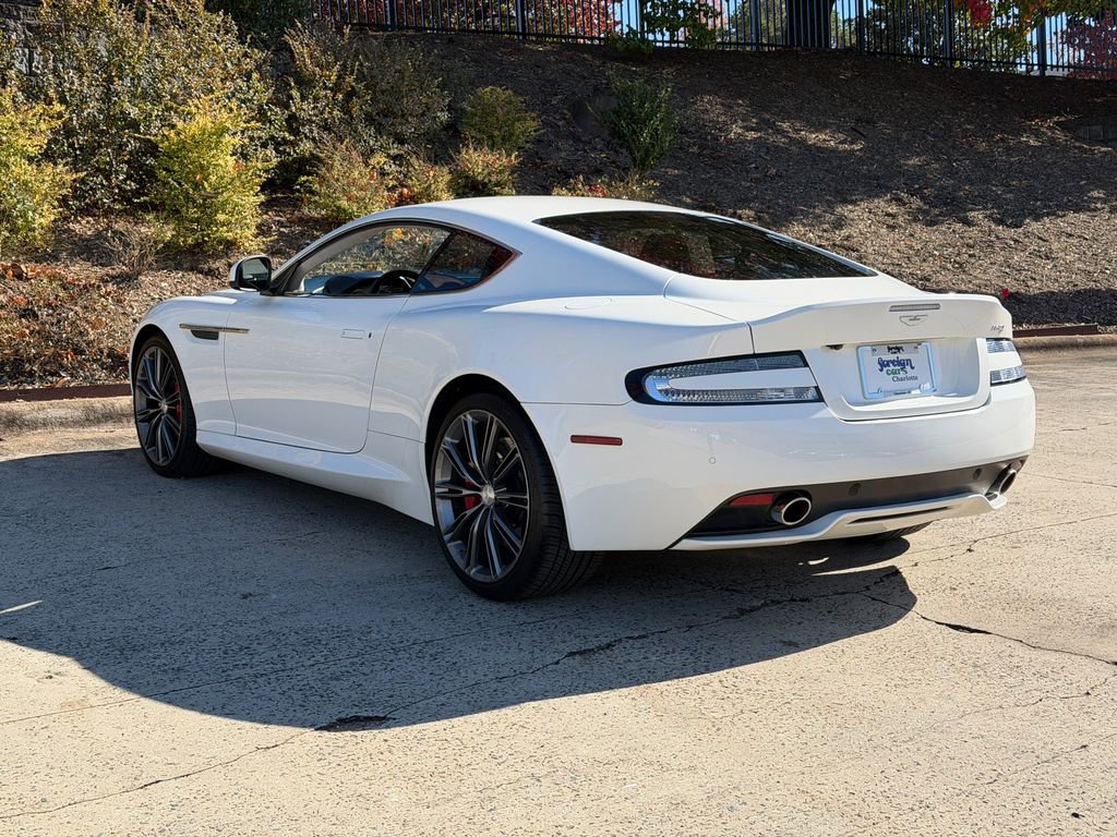 Used 2015 Aston Martin DB9 Coupe image 18