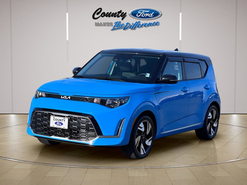 Used 2024 Kia Soul GT-Line FWD image 2