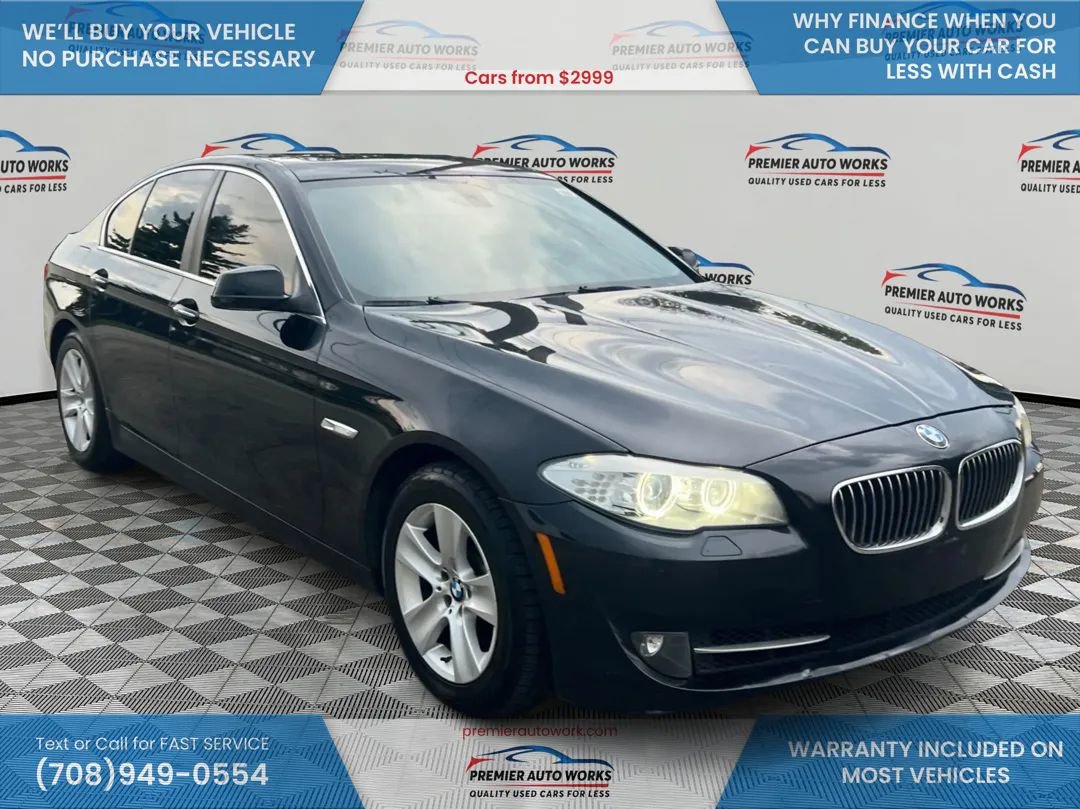 Used 2013 BMW 528i xDrive Sedan image 3