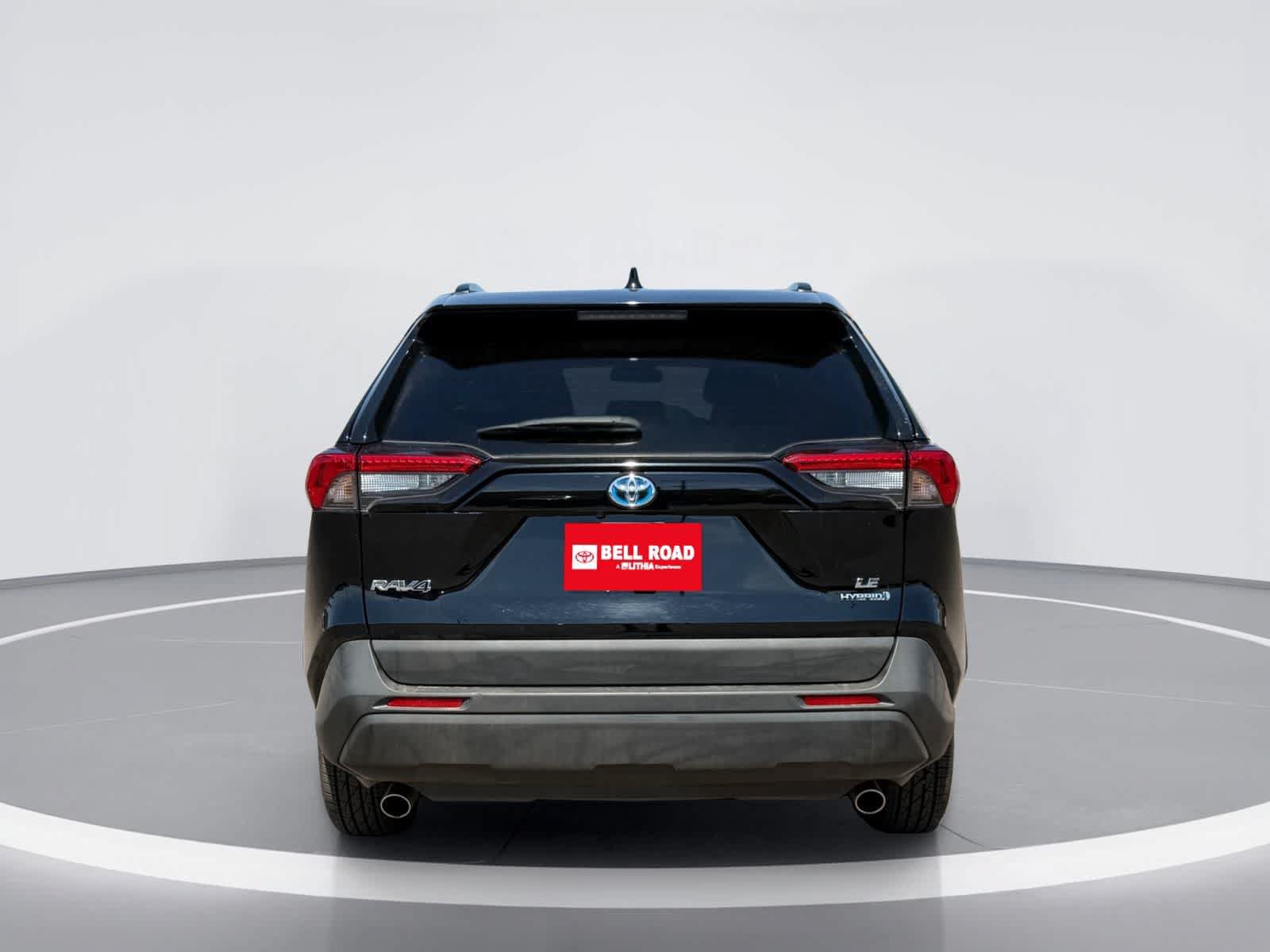 Used 2023 Toyota RAV4 LE AWD/4WD image 7
