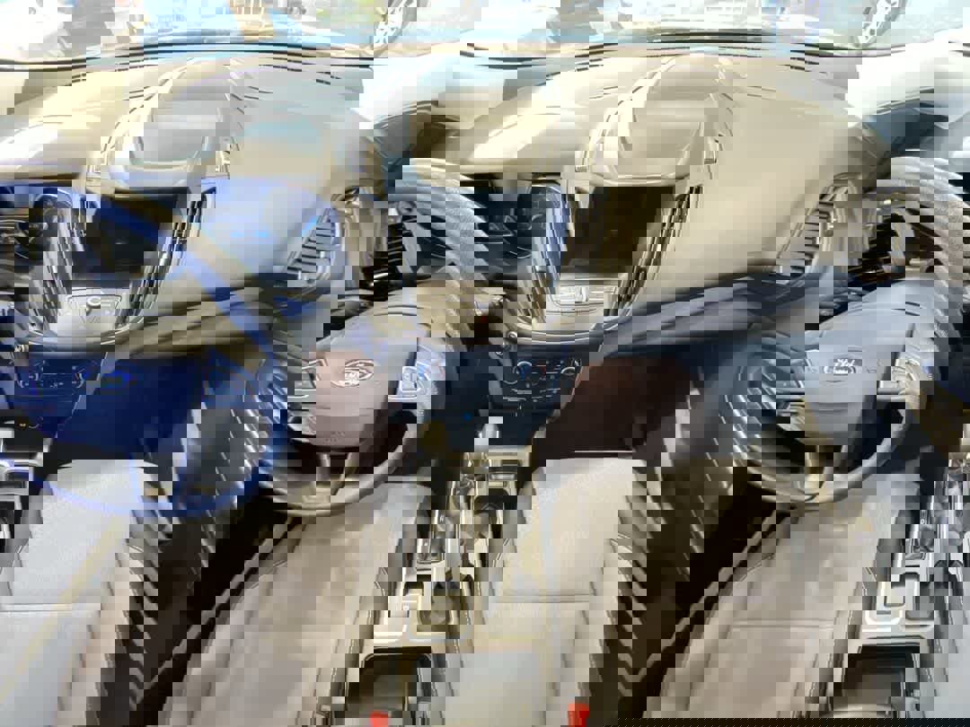 Used 2019 Ford Escape SE image 23