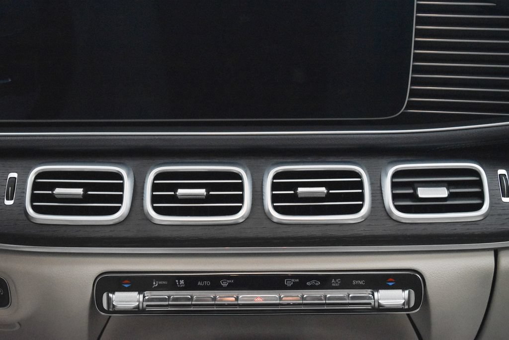 Certified 2025 Mercedes-Benz GLS 580 4MATIC image 29
