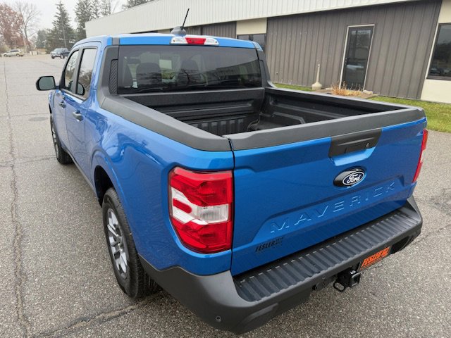 Certified 2025 Ford Maverick XLT w/ XLT Luxury Package image 7