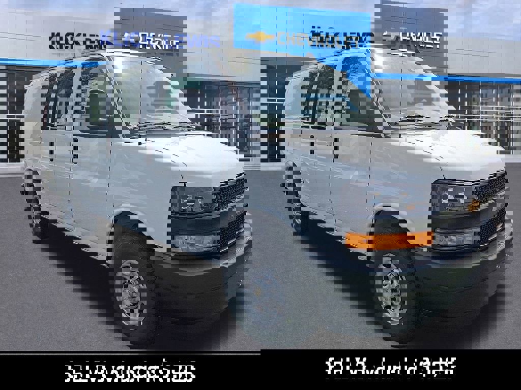 New 2025 Chevrolet Express 3500 w/ Driver Convenience Package video 1