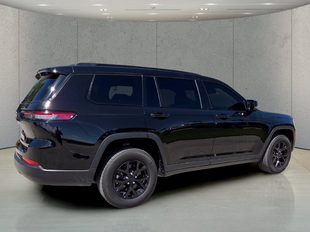 Certified 2024 Jeep Grand Cherokee L Altitude AWD/4WD image 4