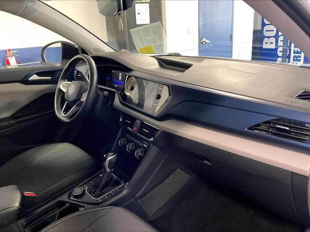 Used 2023 Volkswagen Taos SE AWD/4WD image 14