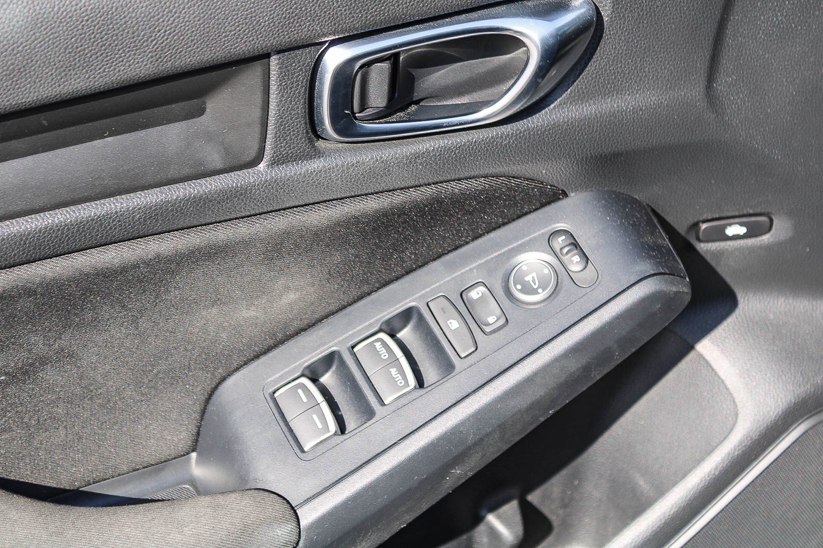 Certified 2025 Honda Civic Sport image 22