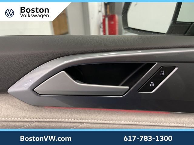 New 2026 Volkswagen Taos SEL AWD/4WD image 28