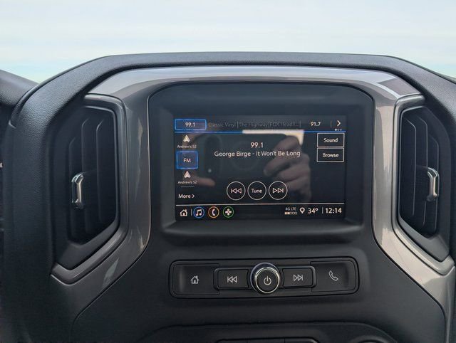 Used 2024 Chevrolet Silverado 2500 Custom w/ Custom Value Package image 14