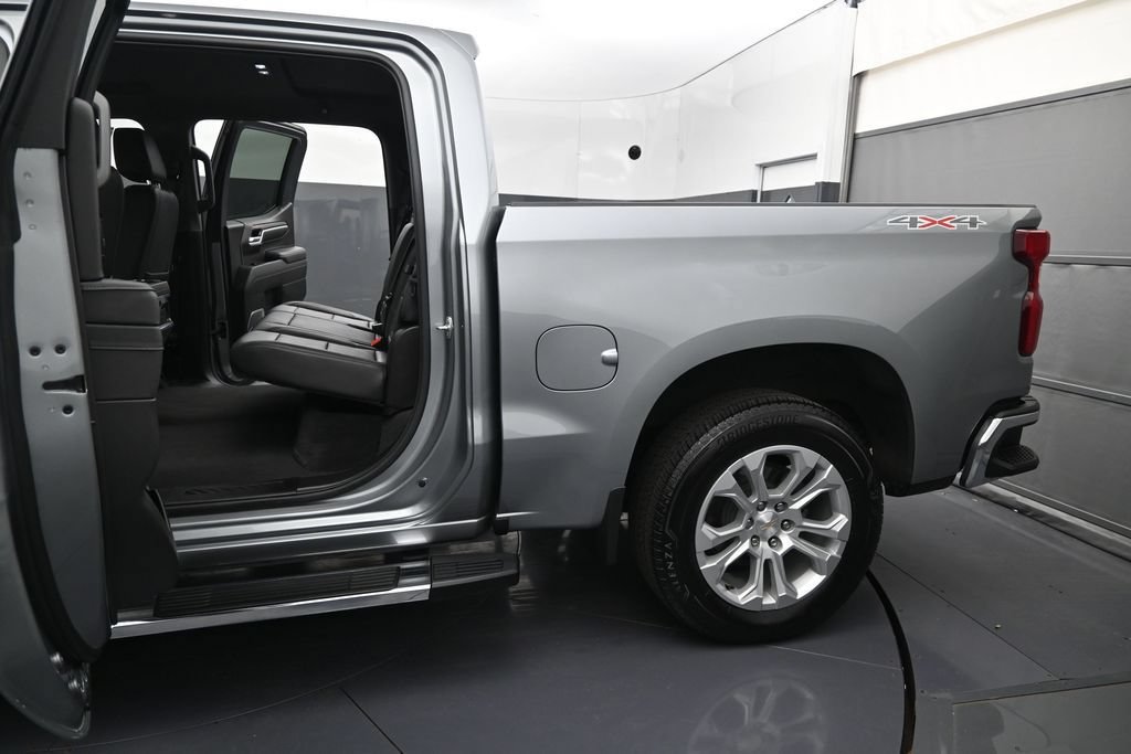 Certified 2025 Chevrolet Silverado 1500 LTZ AWD/4WD image 12