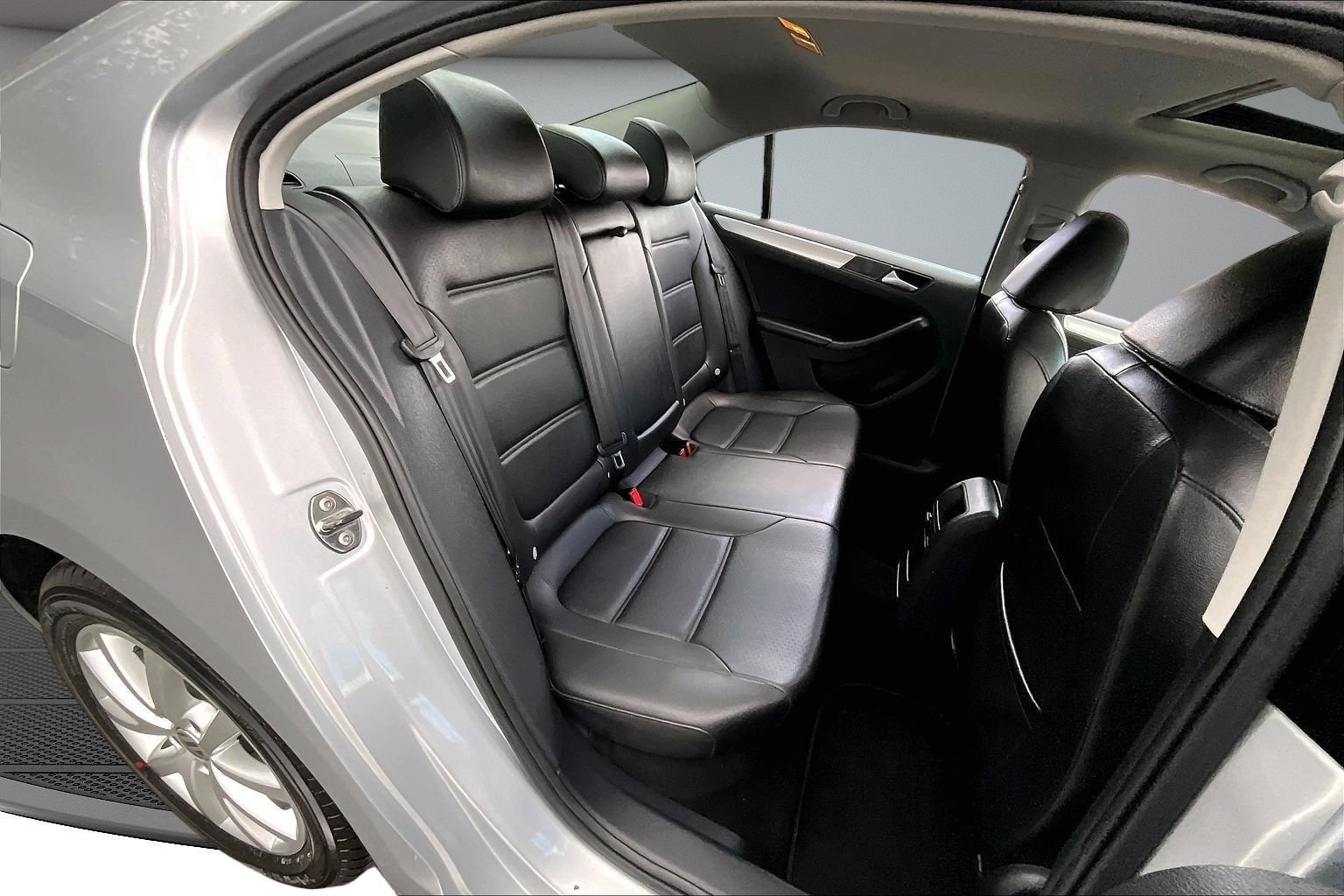 Used 2014 Volkswagen Jetta SE FWD image 23