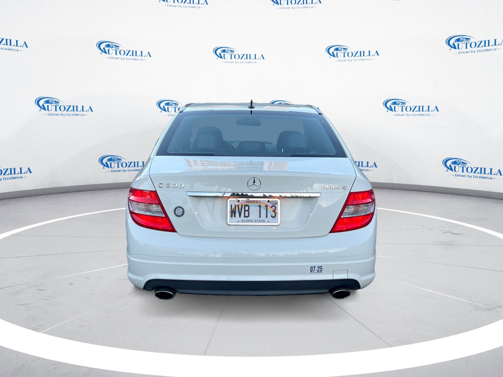 Used 2011 Mercedes-Benz C 300 4MATIC Sedan image 4