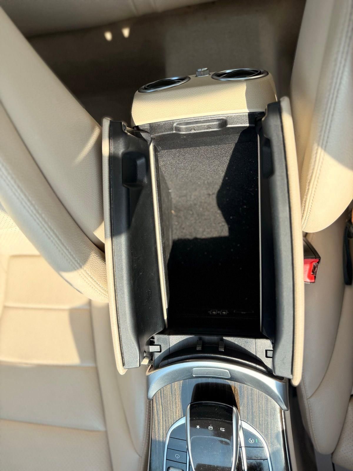 Used 2015 Mercedes-Benz C 300 4MATIC Sedan image 55