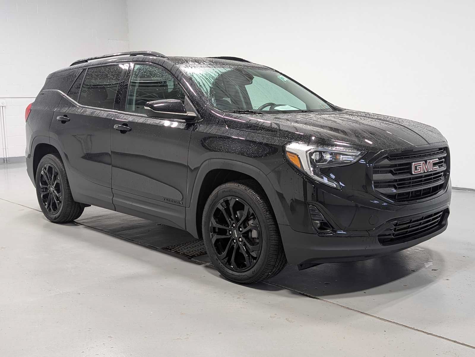 Certified 2021 GMC Terrain SLT w/ Elevation Edition AWD/4WD image 6