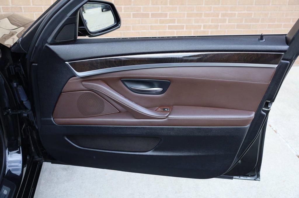 Used 2016 BMW 535i Sedan image 26