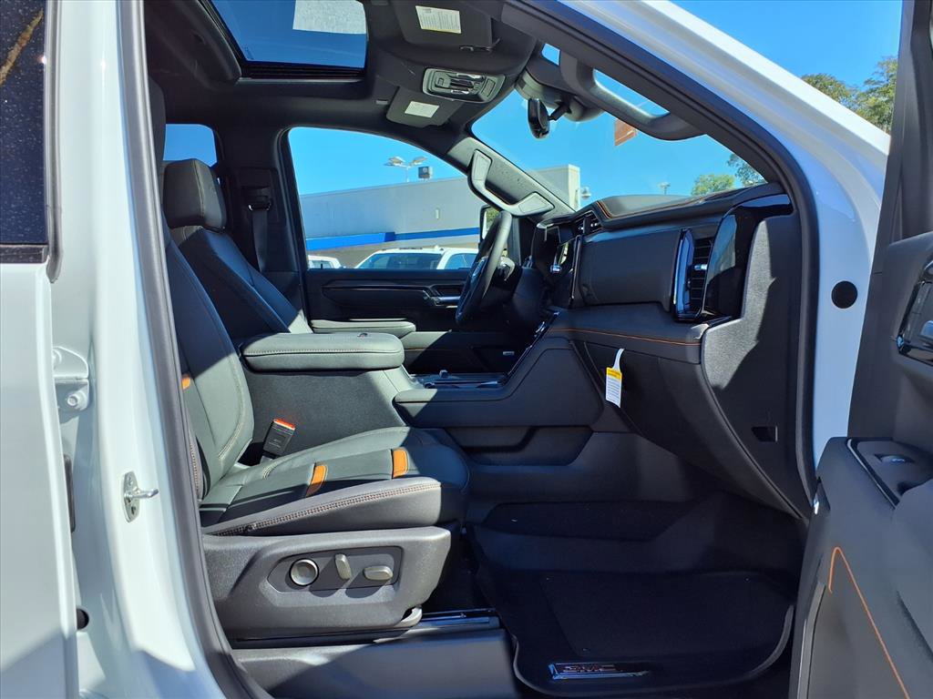 New 2026 GMC Sierra 2500 AT4 w/ AT4 Premium Plus Package image 22