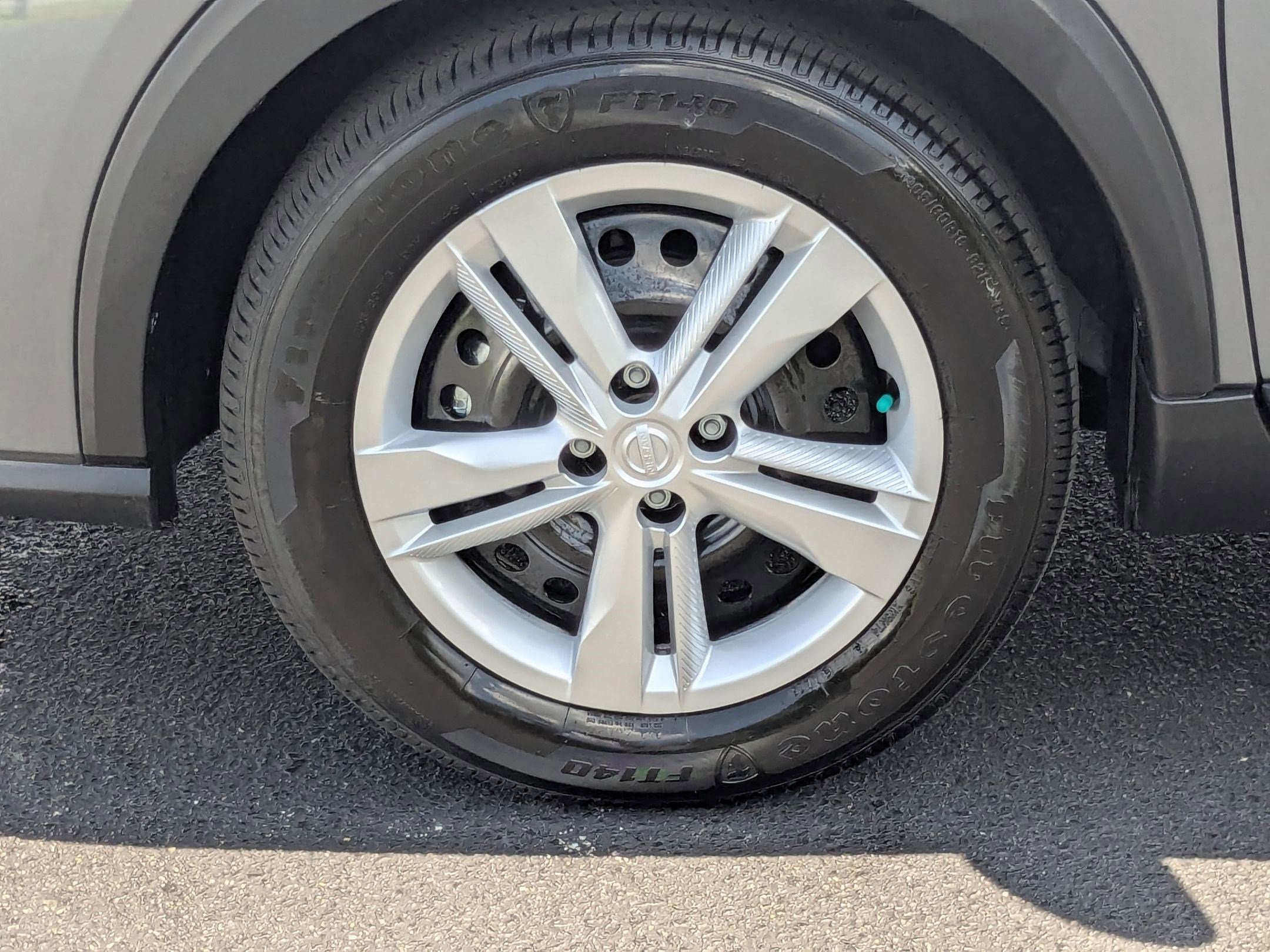 New 2025 Nissan Kicks Play S FWD image 10