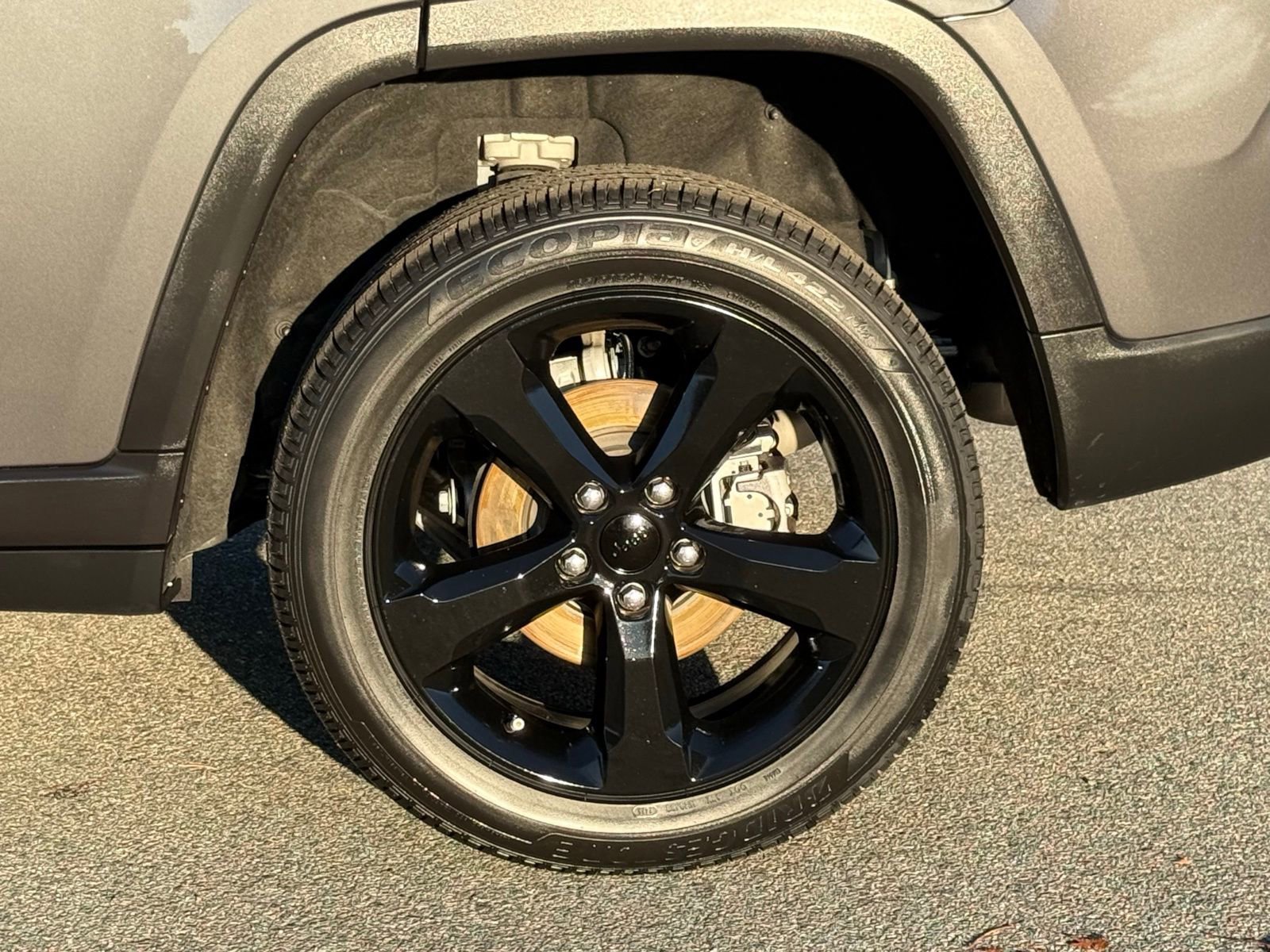 Used 2022 Jeep Grand Cherokee Altitude image 17