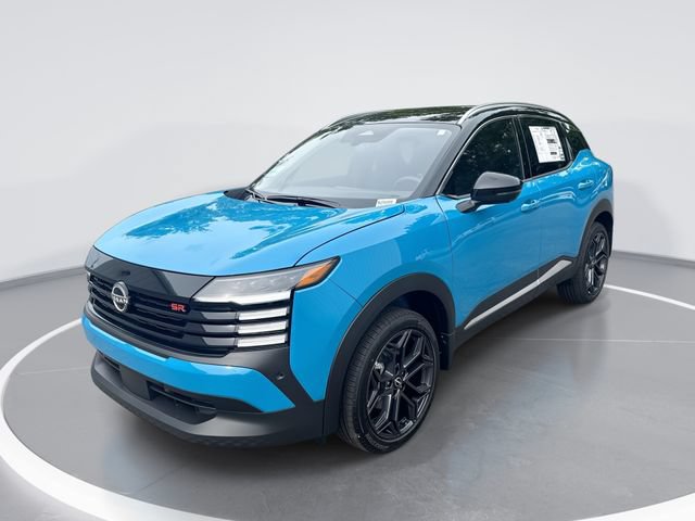 New 2026 Nissan Kicks SR FWD image 1