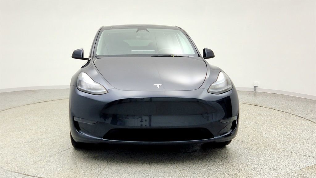 Used 2025 Tesla Model Y Long Range image 2