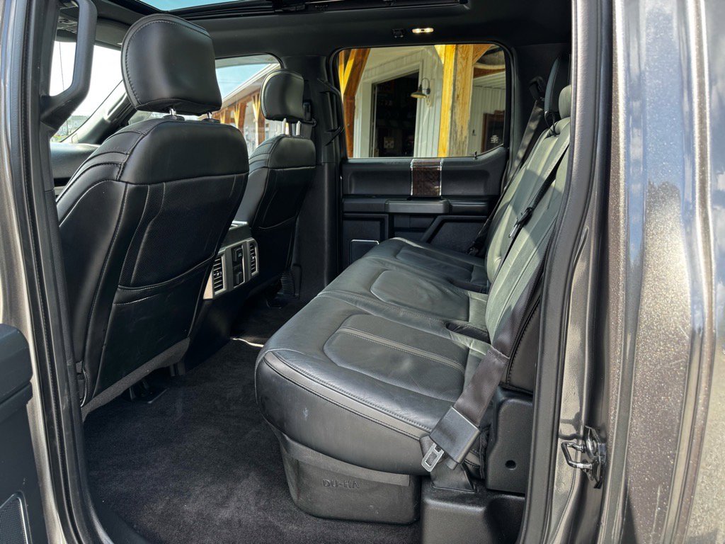Used 2015 Ford F150 Platinum w/ Equipment Group 701A Luxury image 16