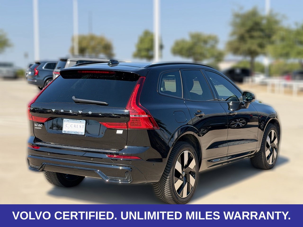 Certified 2024 Volvo XC60 T8 Plus w/ Protection Package Premier AWD/4WD image 7