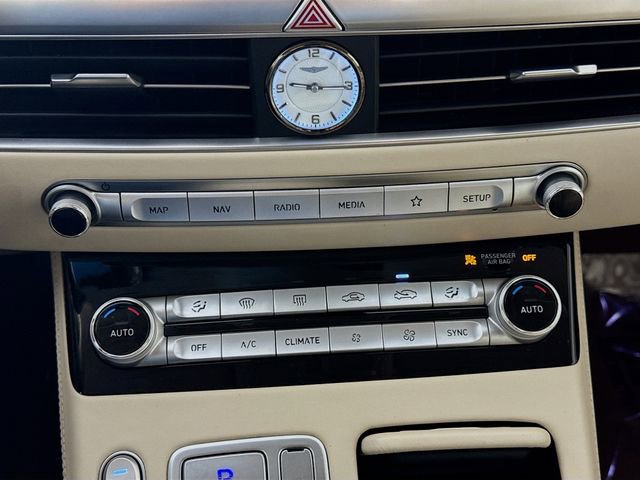 Used 2021 Genesis G90 5.0 Ultimate image 16