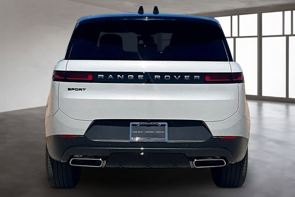 Used 2026 Land Rover Range Rover Sport SE image 4