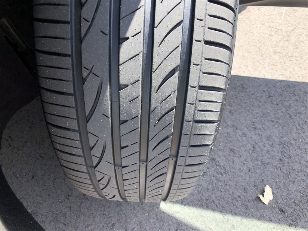 Used 2020 GMC Terrain SLT w/ Preferred Package image 12