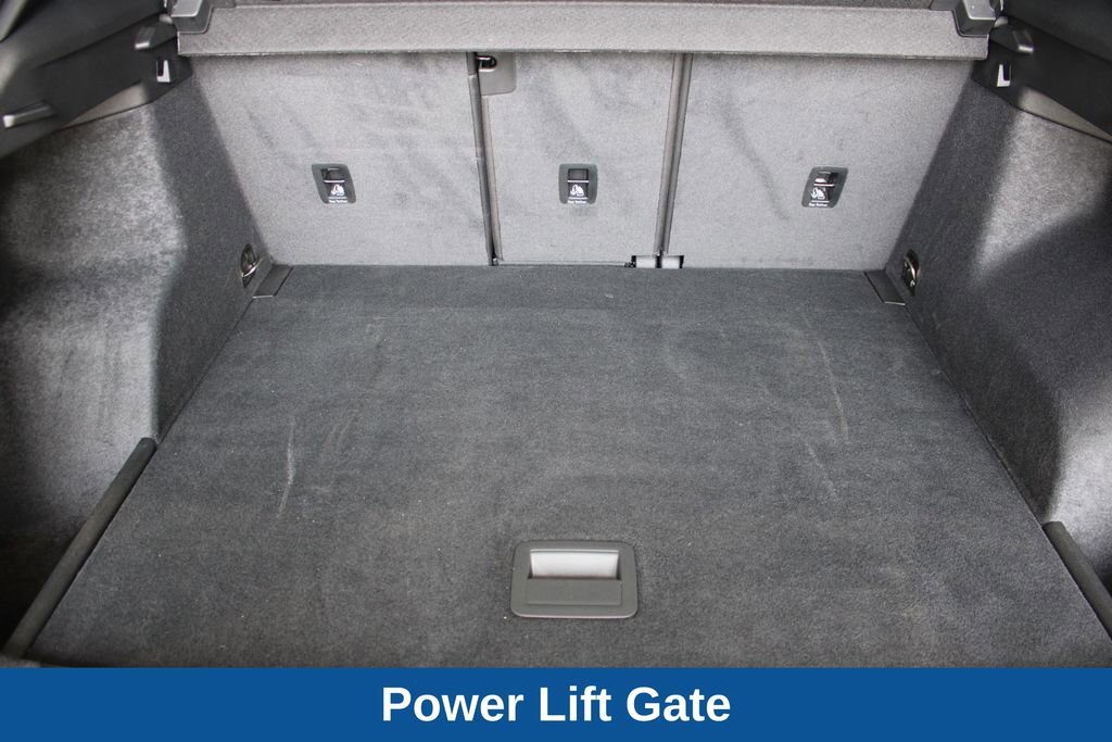 Certified 2025 Audi Q3 2.0T Premium w/ Convenience Package image 16