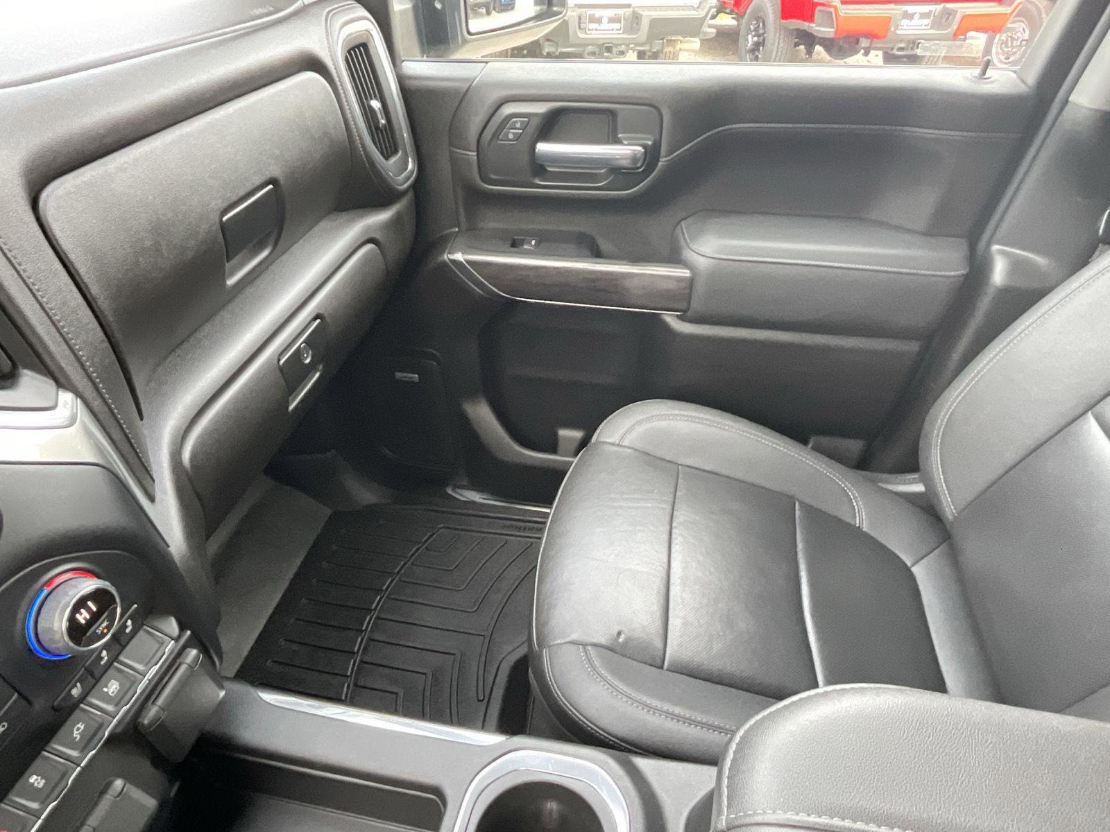 Used 2022 Chevrolet Silverado 2500 LTZ w/ LTZ Premium Package image 30