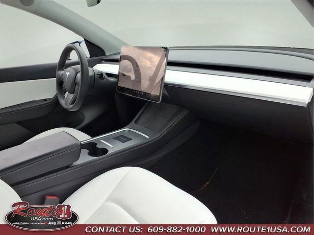 Used 2022 Tesla Model Y Long Range AWD/4WD image 11