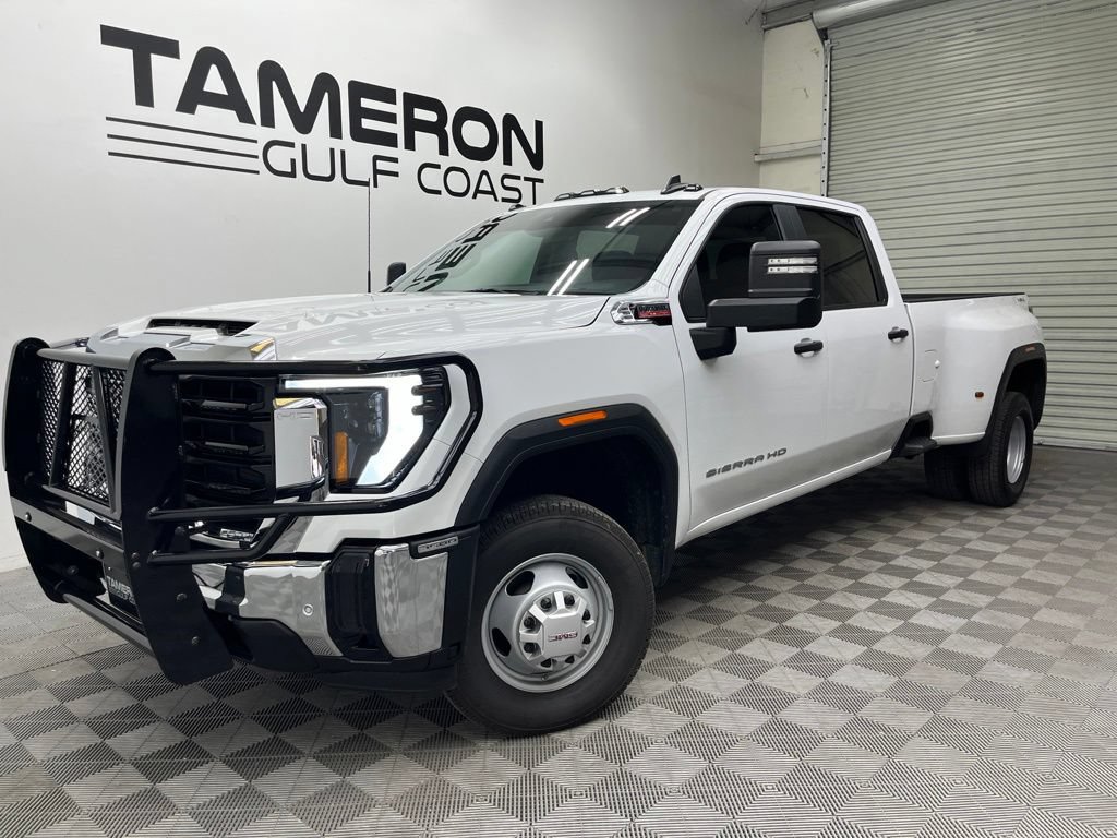 Used 2026 GMC Sierra 3500 Pro w/ 1SA Pro Safety Plus Package AWD/4WD image 2