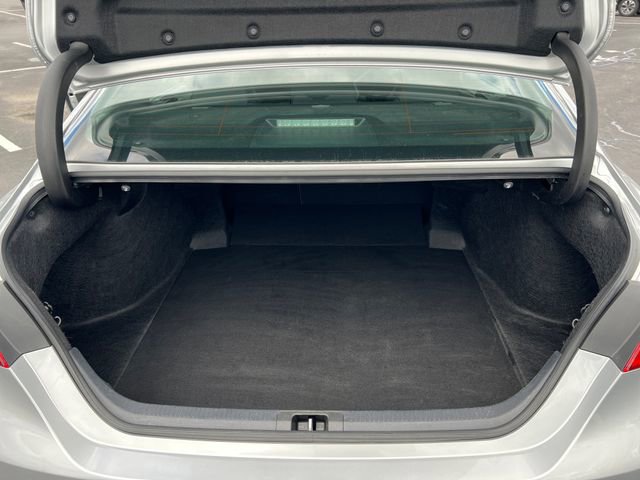 Used 2024 Toyota Camry SE image 37