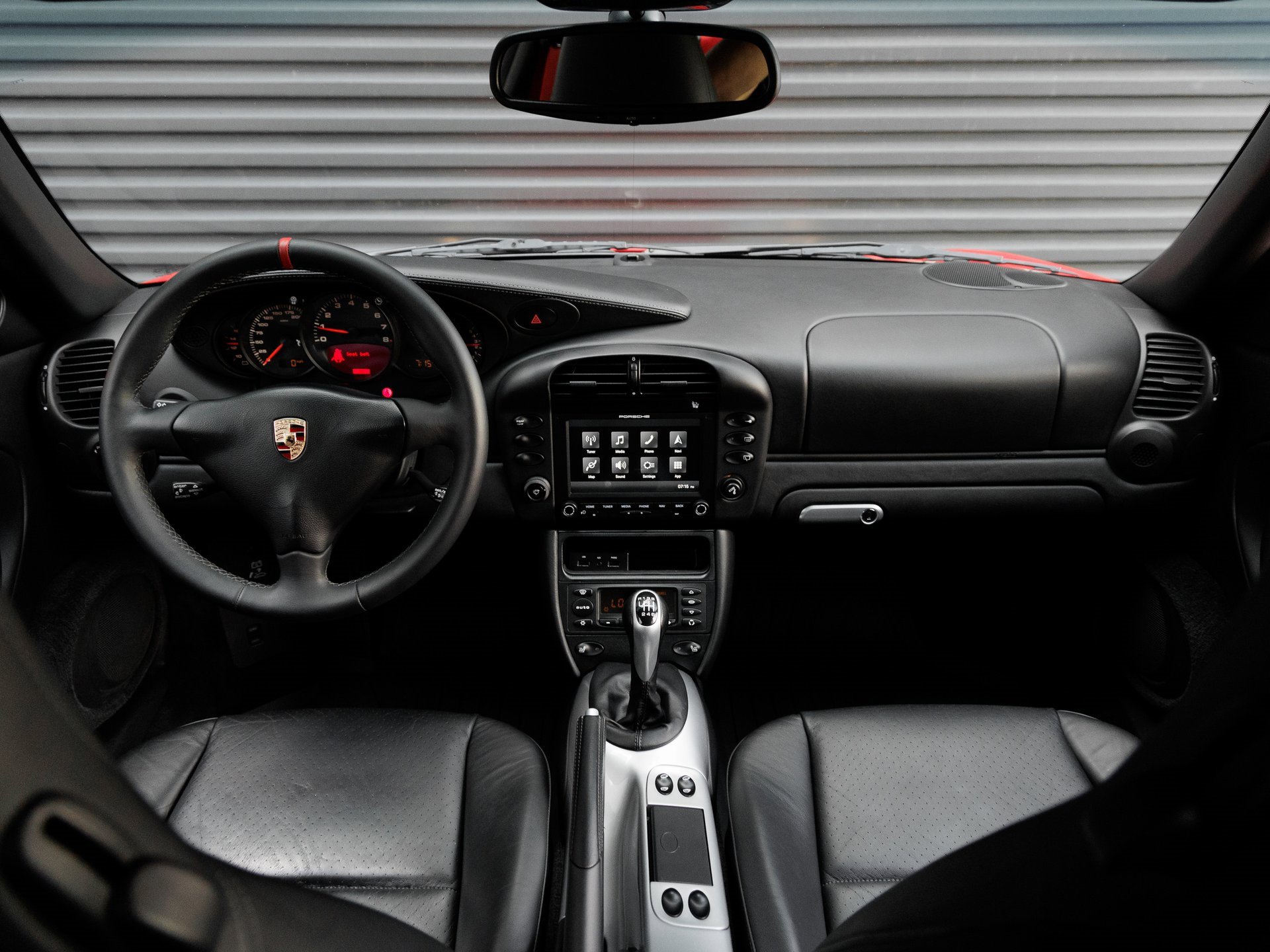 Used 2004 Porsche 911 Carrera 4S image 16