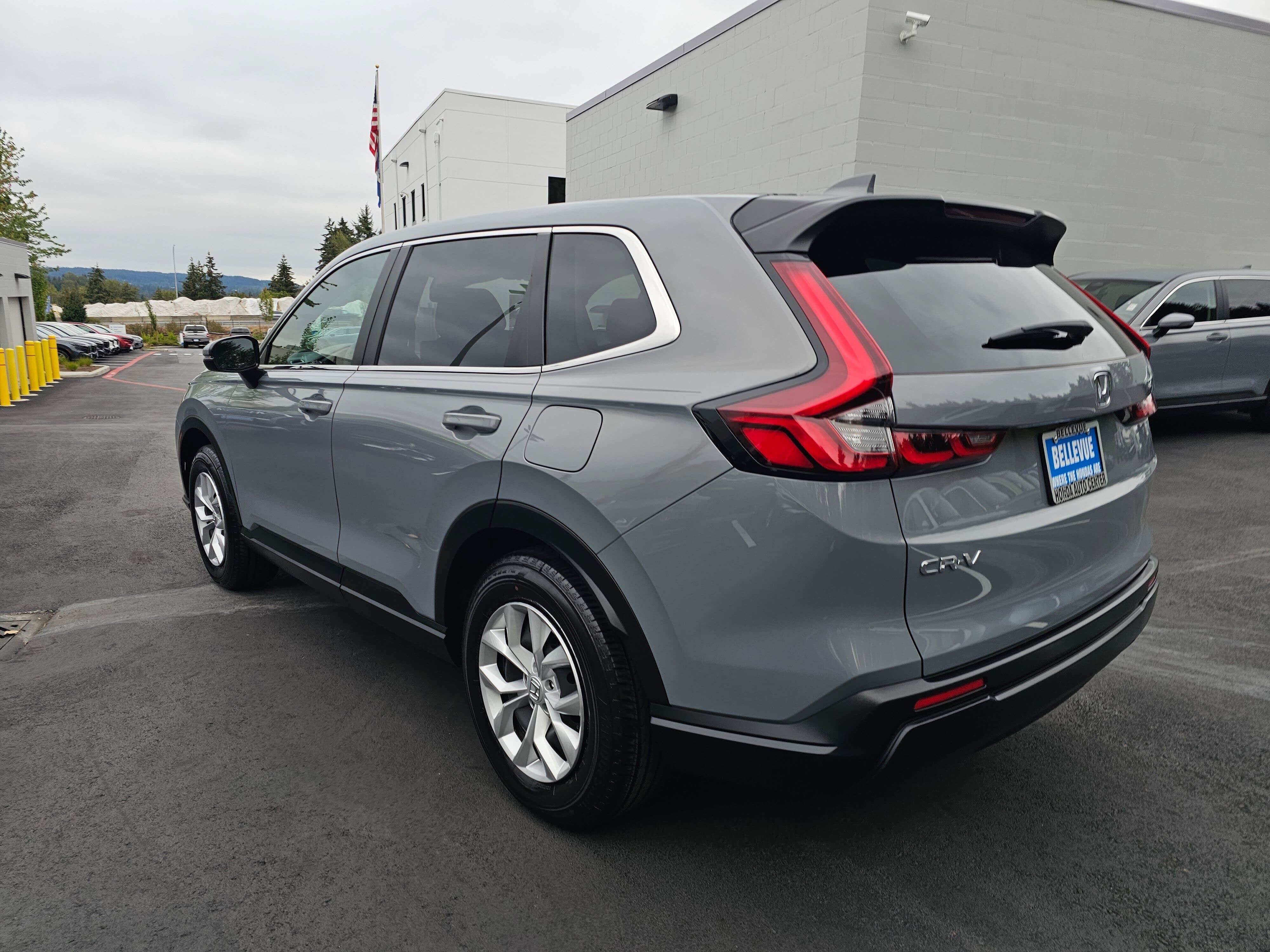 Certified 2025 Honda CR-V LX image 5
