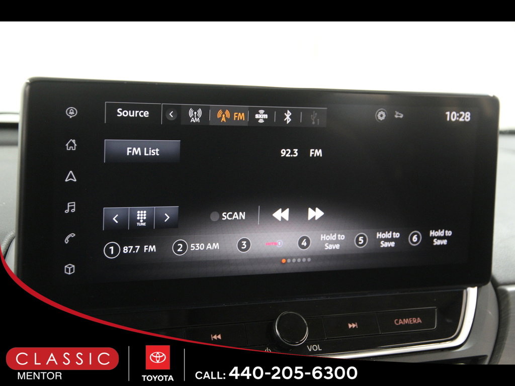 Used 2023 Nissan Altima 2.5 SV w/ SV Premium Package image 11