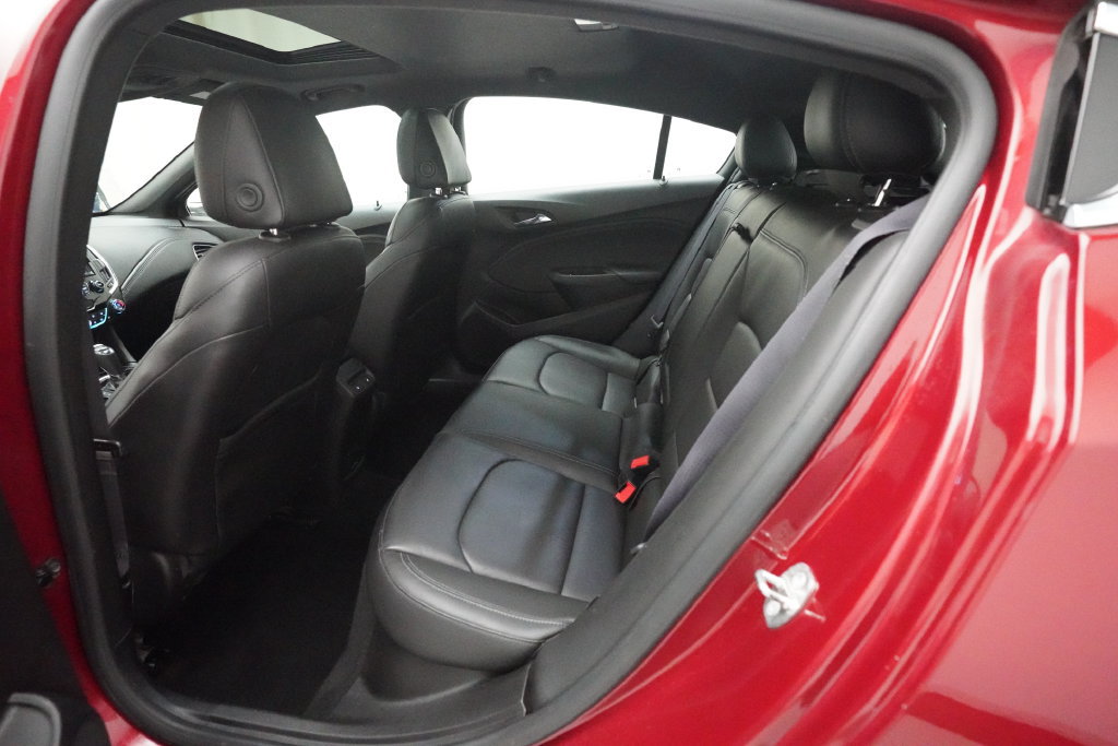 Used 2017 Chevrolet Cruze Premier FWD image 15