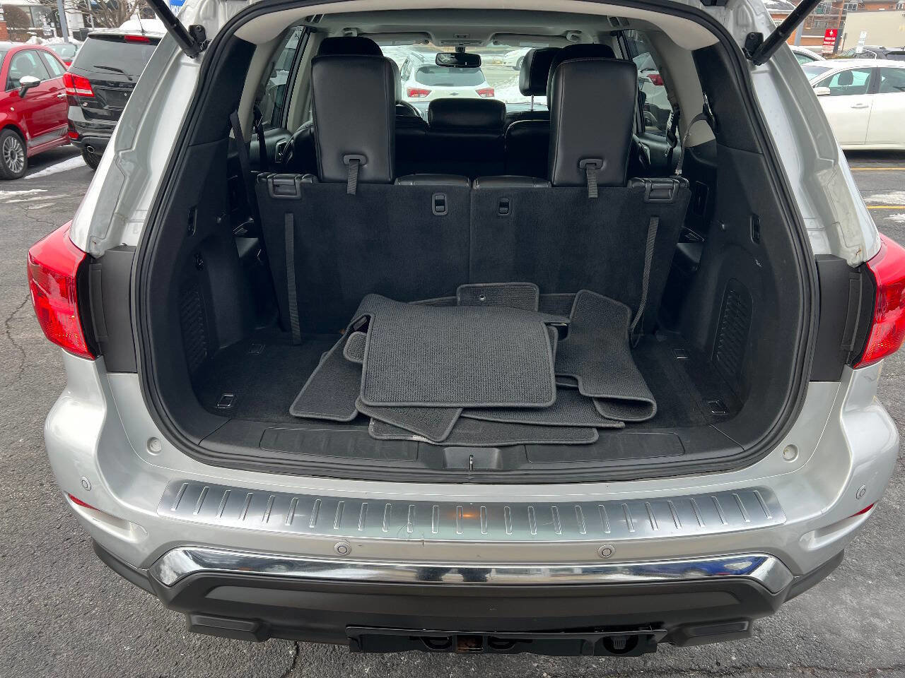 Used 2017 Nissan Pathfinder SL w/ SL Premium Package image 15