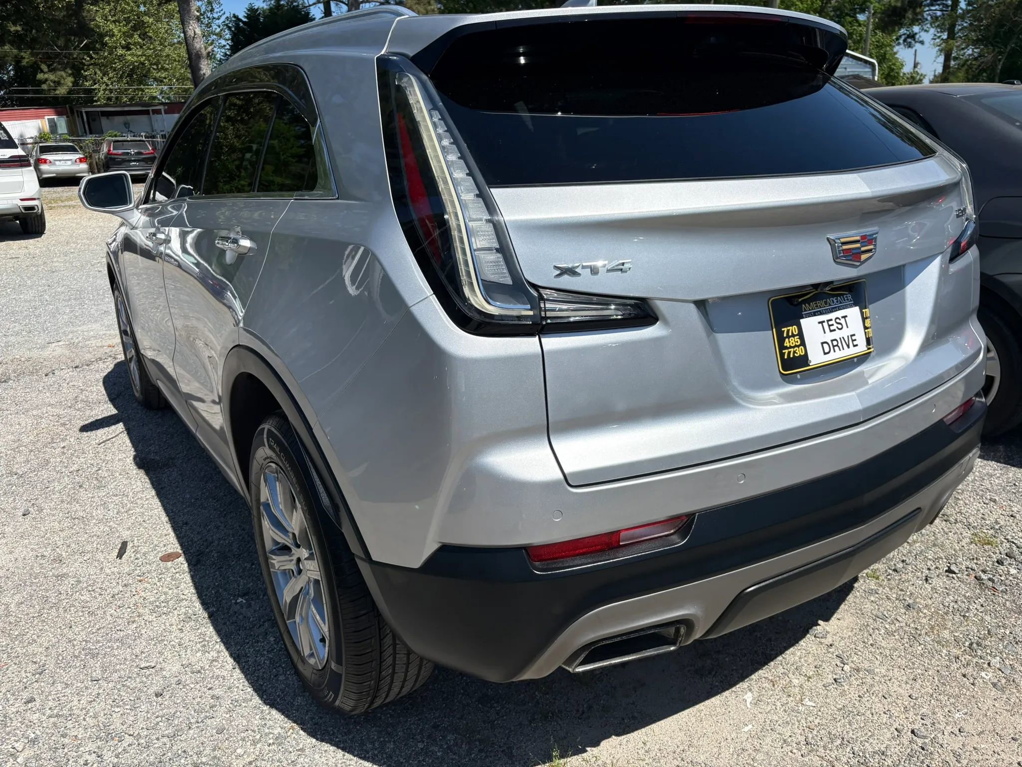 Used 2019 Cadillac XT4 Premium Luxury w/ Enhanced Visibility Package FWD image 6