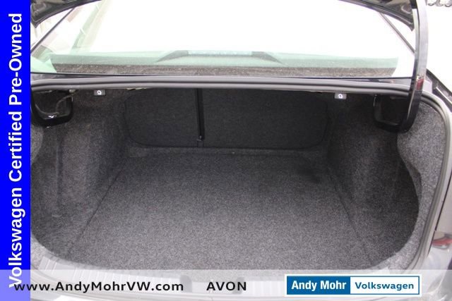 Used 2025 Volkswagen Jetta SE image 9